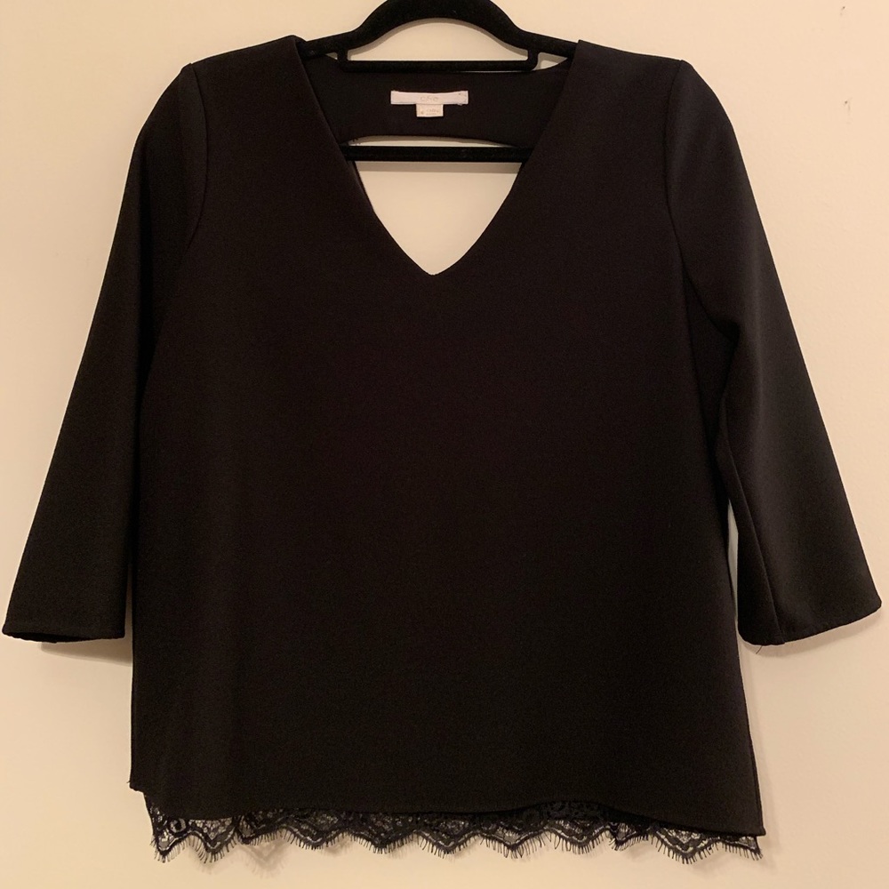 C&C Black Key Hole Back Dressy Top